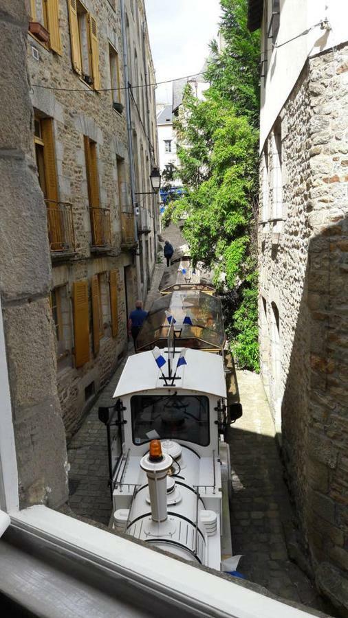 Stop 100M Du Port-Parking Gratuit A 5Mn Vannes Luaran gambar